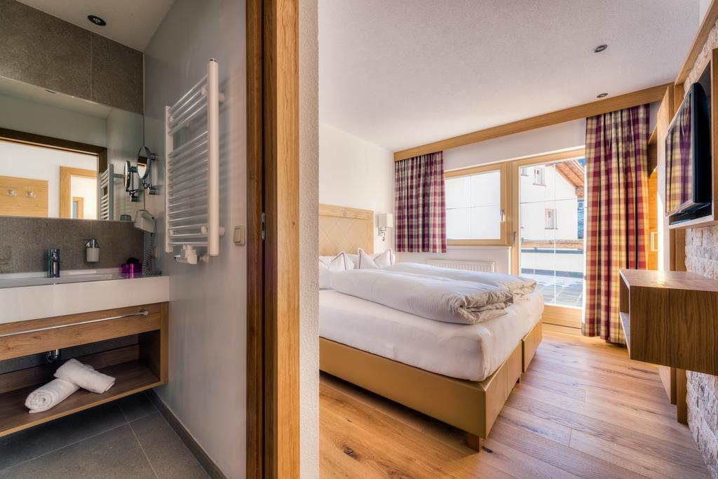 ザーファウスBischoferhausアパートメント 部屋 写真