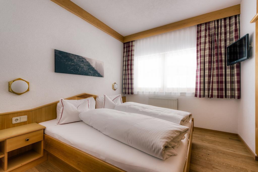 ザーファウスBischoferhausアパートメント 部屋 写真